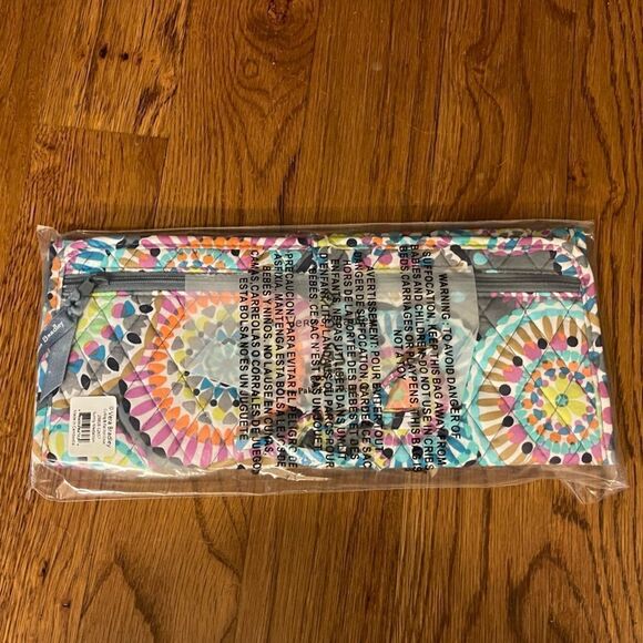 Vera Bradley Factory Style Curling and Flat Iron Cover Sunny Medallion NWT - Picture 3 of 4